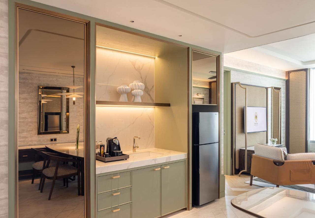 Eastin Grand Hotel Phayathai Bangkok Zewnętrze zdjęcie A suite at the hotel
